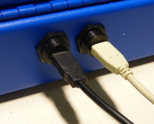 Dual monitor enclosure 2 screens icestation itsenclosures usb connectors Dual monitor enclosure 2 screens icestation itsenclosures usb connectors computer enclosure