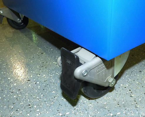 nema 12 rack enclosure icestation lockable or swivel castors