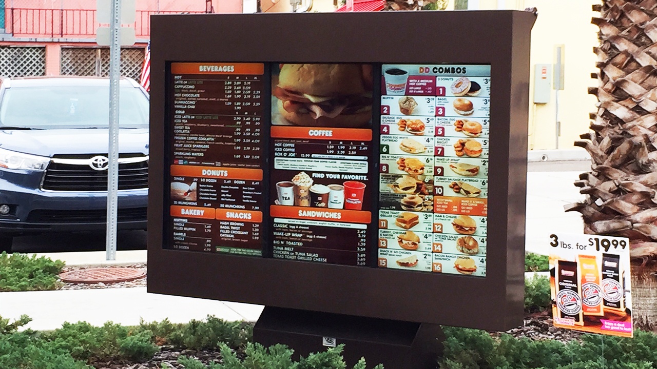 dunkin donuts outdoor digital menu boards viewstation itsenclosures