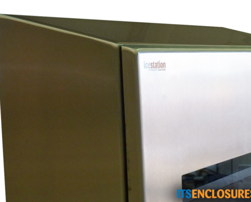 IO28268-04-flat-panel-monitor-enclosure-nema-4x-stainless-steel-sloped-top monitor enclosure nema 4x stainless steel slanted sloped