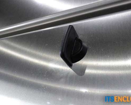 IO352813-4X-Monitor-Enclosure-Operator-quarter-turn-compression-IceStation-ITSENCLOSURES